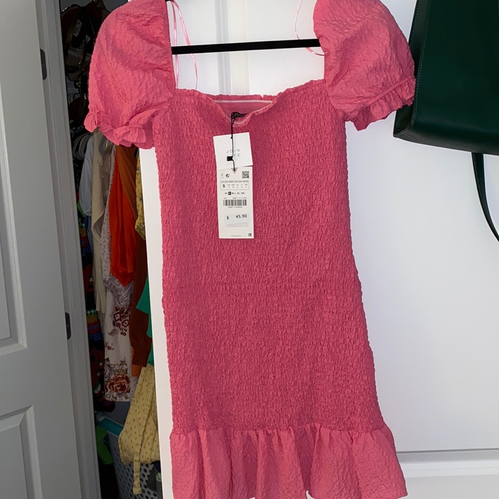 Zara pink puff sleeve ruched bodice dress (S)